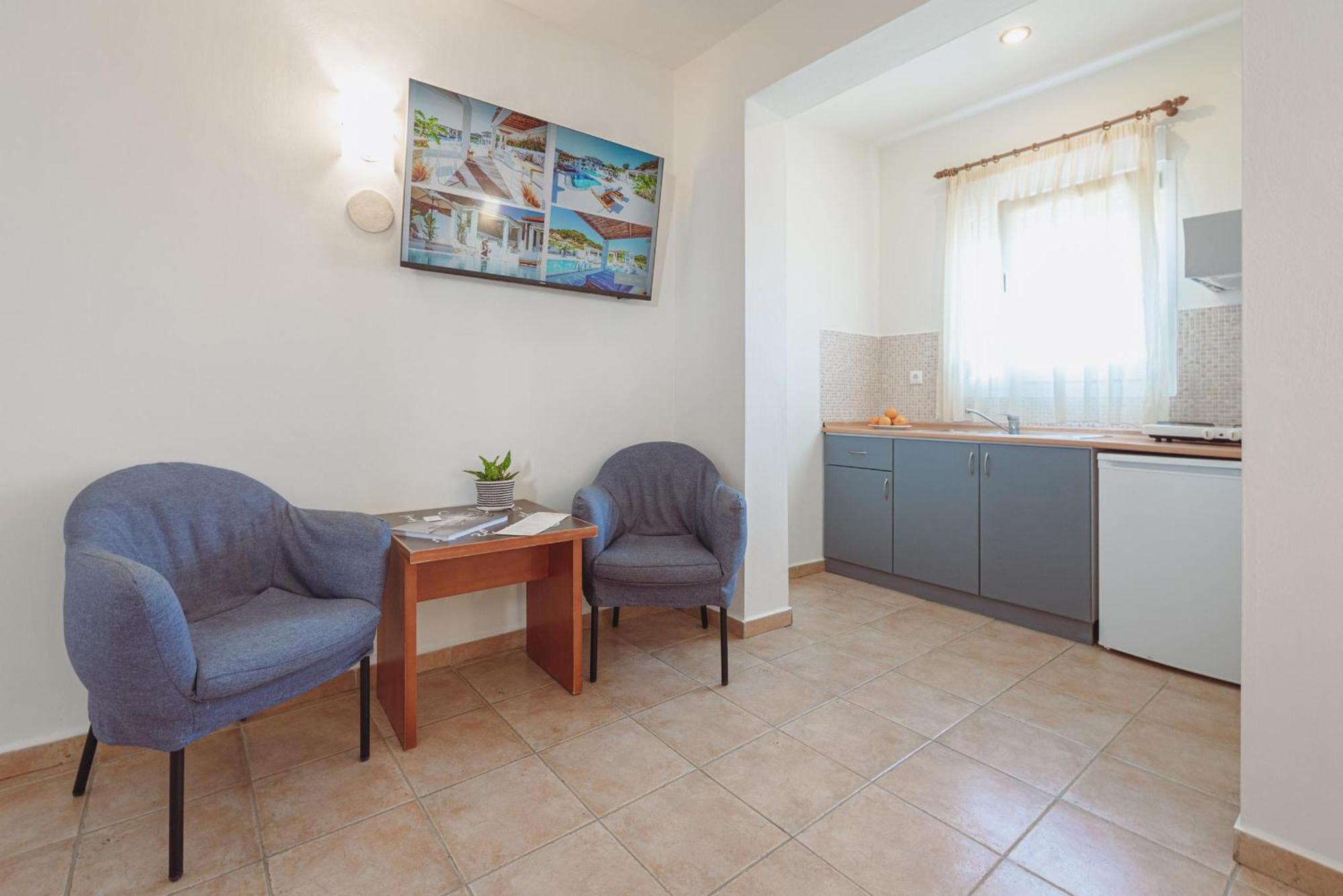 Ampelia Hotel Kassandra Hanióti Kültér fotó